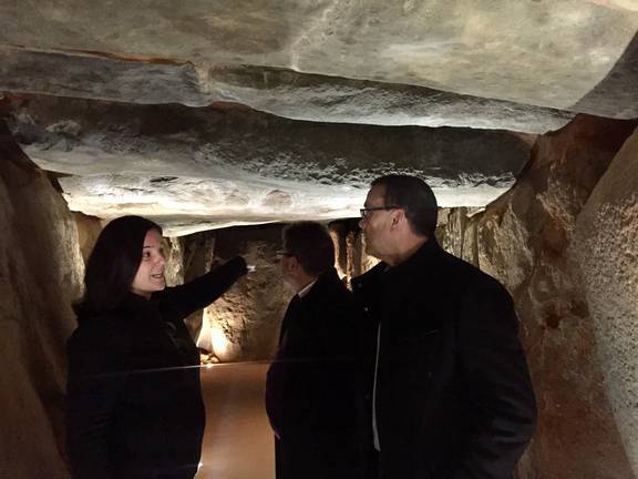Caraballo visita el impresionante Dolmen de Soto