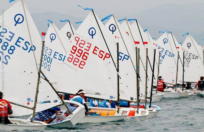 El Real Club Marítimo y Tenis de Punta Umbría compite con 13 barcos en la Excellence Cup
