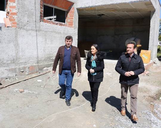 El Gobierno emplea a 537 desempleados en las obras del Profea de Cala y Santa Olalla