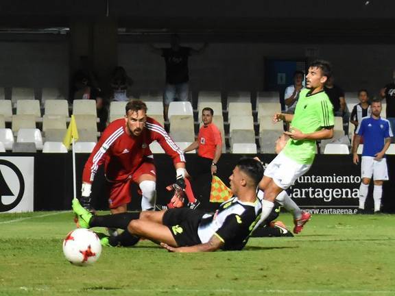 Marc Martínez: “Sobran las excusas, los jugadores tenemos que dar un paso al frente de una vez por todas”