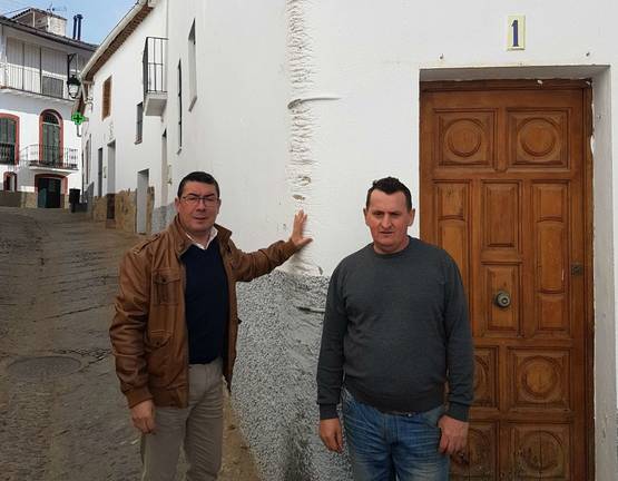 El Ayuntamiento de Valdelarco y Giahsa mejoran el servicio de recogida de basura