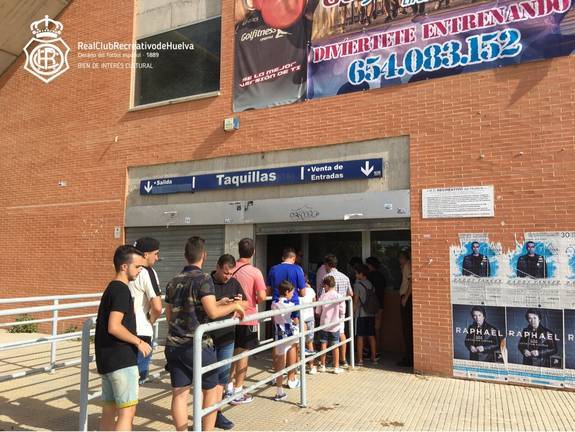 El Recreativo saca a la venta 250 entradas para el decisivo partido de Granada