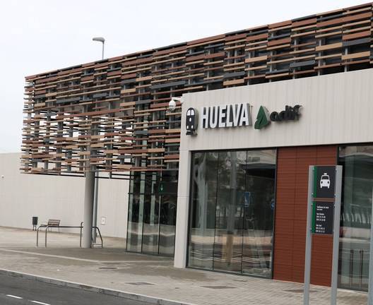 Adif adjudica las obras de renovación de la vía Huelva-Valdelamusa