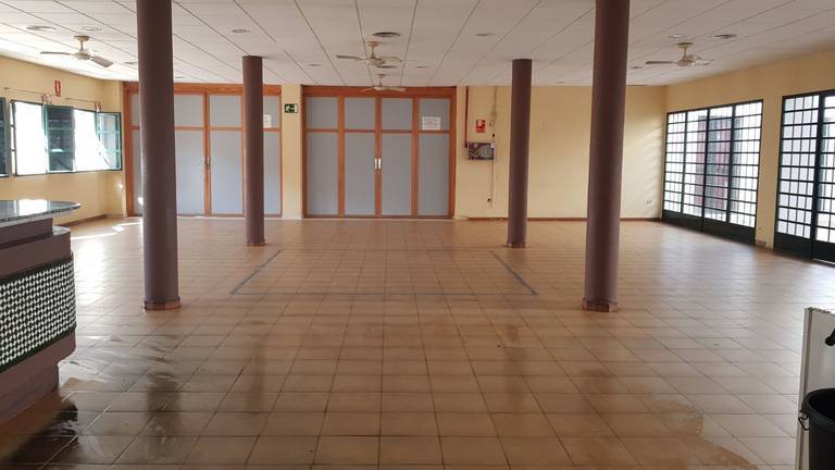 El Centro Social Cristina Pinedo logra al fin su ansiada cafetería tras diez meses