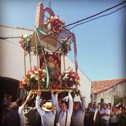 La aldea de Las Ventas celebra su romería en honor a la Santísima Trinidad
