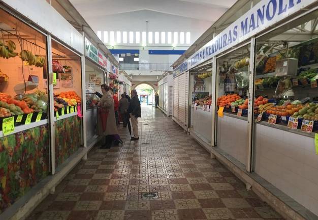 El Ayuntamiento adjudica las obras de rehabilitación del mercado de San Sebastián