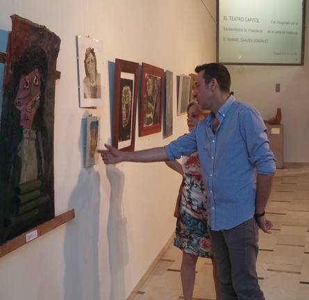 Santiago Martín expone sus obras pictóricas en Cortegana