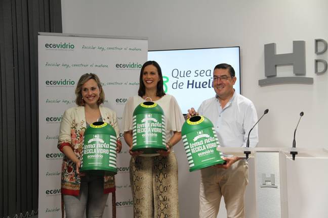 Ocho municipios onubenses se unen al plan para incrementar el reciclado de vidrio en verano