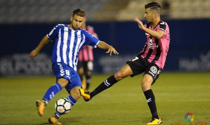 El Recreativo se fija en Tropi pese a tener ya cinco centrocampistas