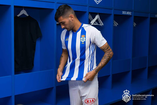 El Recreativo se resigna a que Pablo Andrade siga siendo del Ourense
