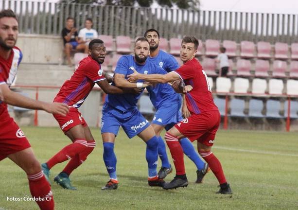 El esfuerzo del Recreativo no es suficiente ante el Córdoba (0-1)