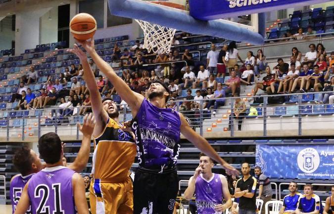 El Enrique Benítez debuta a lo grande en el Memorial Manuel Ortiz ‘Boby’ (71-43)