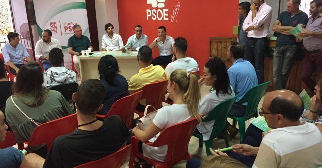 Caraballo elogia los planes de empleo de la Junta durante un acto en Calañas