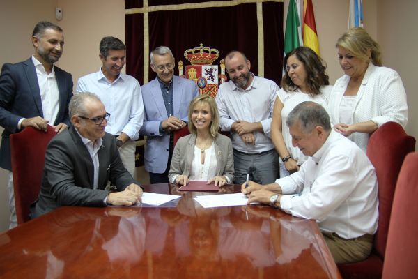 El Fresno pide la unión de las 11 comunidades de regantes para hacer las infraestructuras del trasvase al Condado