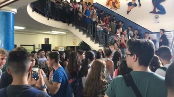 La AMPA del IES Delgado Hernández de Bollullos paga la climatización de trece aulas