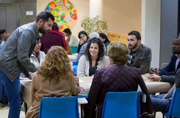 El Ayuntamiento acuerda elaborar un Plan Municipal de Personas Migrantes