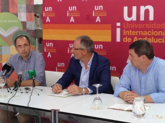 La UHU participa en una investigación mundial sobre el impacto de fosfoyesos en el mar