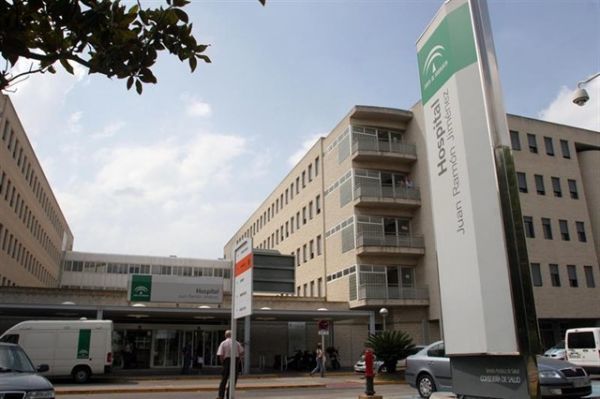 Heridas cinco personas, entre ellas un menor de siete años, en un accidente de tráfico en la capital