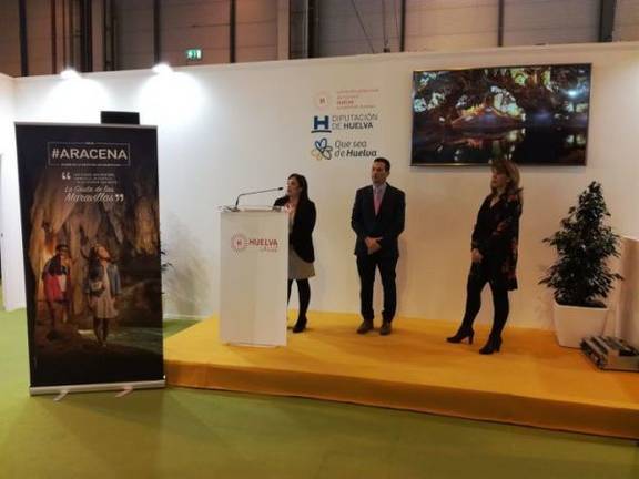 Aracena lleva a Fitur la nueva imagen de la Gruta de las Maravillas