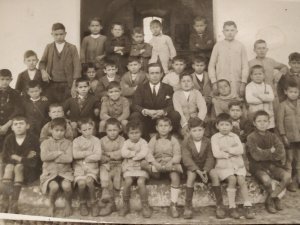 La memoria jabugueña recupera la primera escuela del pueblo