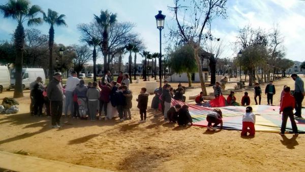 El Ayuntamiento y Ecoembes ponen en marcha ‘En Almonte piensa con los pulmones, recicla’
