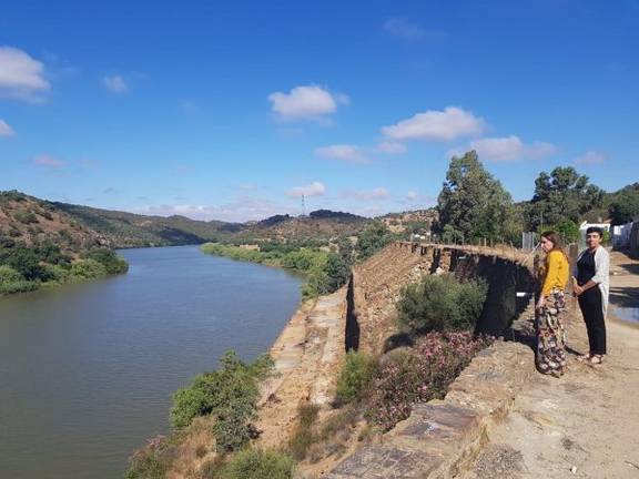 Ocho empresas optan a la redacción del proyecto de una zona náutica en el antiguo cargadero de La Laja