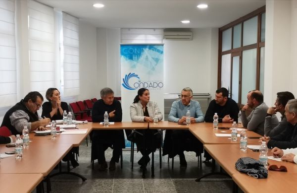 La alcaldesa de Almonte encabeza la defensa de los agricultores del municipio