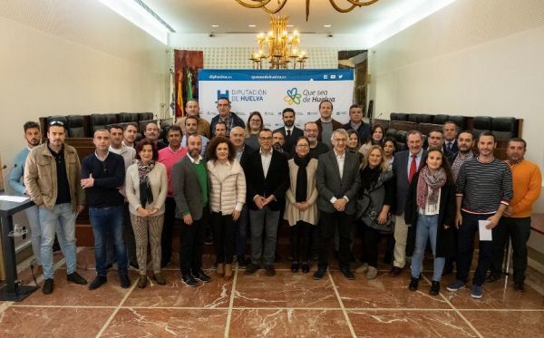 La Diputación entrega ayudas a 43 pymes de 20 municipios de la provincia