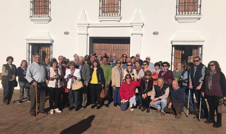 Diputación divulga las costumbres y tradiciones sobre el cerdo ibérico