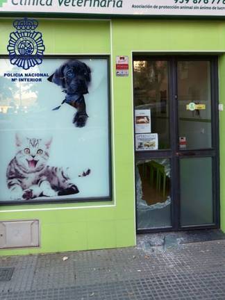 Detenidos ‘in fraganti’ cuando robaban en una clínica veterinaria de Huelva