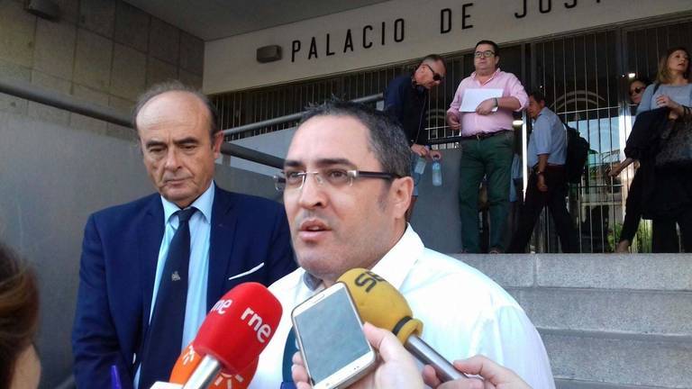 Familiares del doble crimen de Almonte anuncian una concentración para pedir justicia el 26 de abril