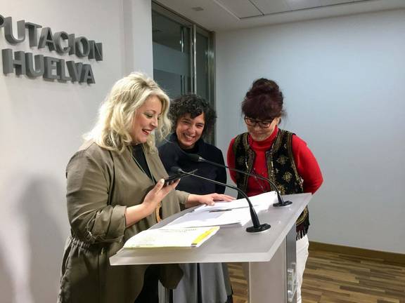 ‘La destrucción del cielo’, del sevillano Manuel Jurado, gana el Premio de Poesía Juan Ramón Jiménez