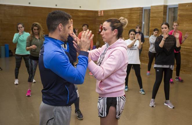 Yohanna Alonso imparte en Huelva cursos de defensa personal para mujeres