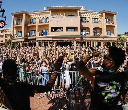 El Festival Village Resort multiplica el turismo y pone a Punta Umbría de Trendic Topic