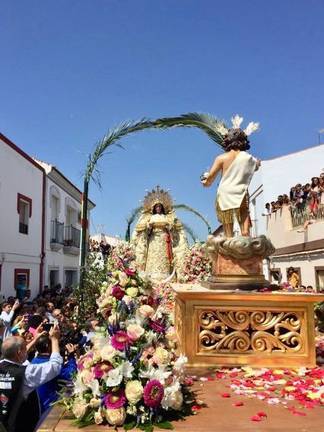 Cientos de personas disfrutan de la tradicional Fiesta del Huerto de La Redondela