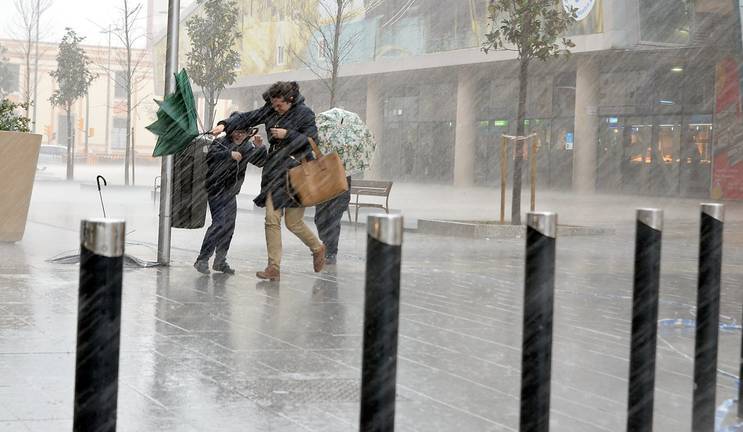 La Aemet prevé lluvia en Huelva para Miércoles, Jueves y Viernes Santo