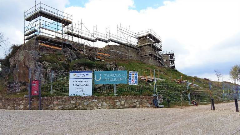 Aracena consigue 336.000 euros para rehabilitar la muralla sur del Castillo