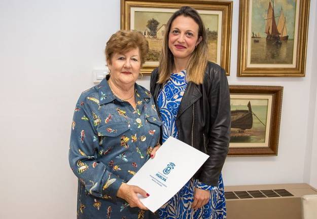 El Ayuntamiento y ‘Santa Águeda’ aúnan esfuerzos para la prevención del cáncer de mama