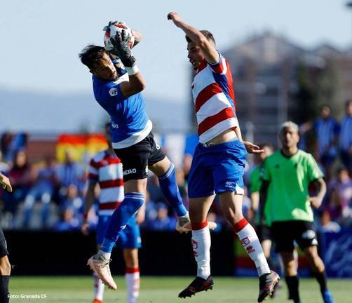El Recreativo sale de Granada como virtual campeón (0-2)