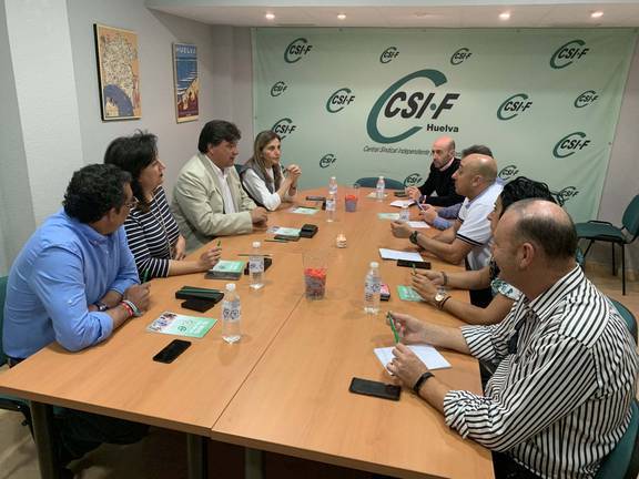 Gabriel Cruz traslada a CSIF su compromiso por los servicios públicos