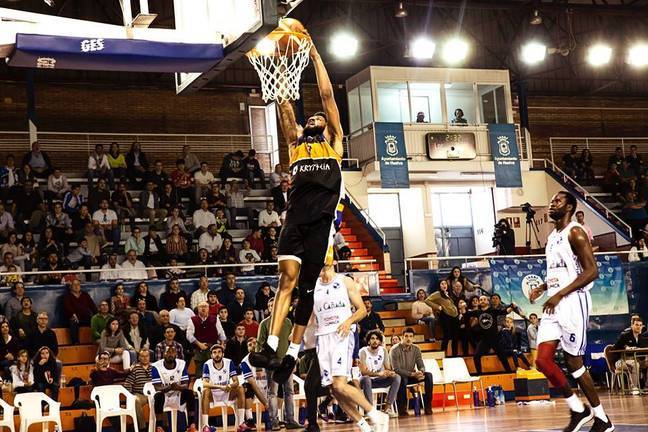 BJ Gladden se despide del Enrique Benítez deseando volver