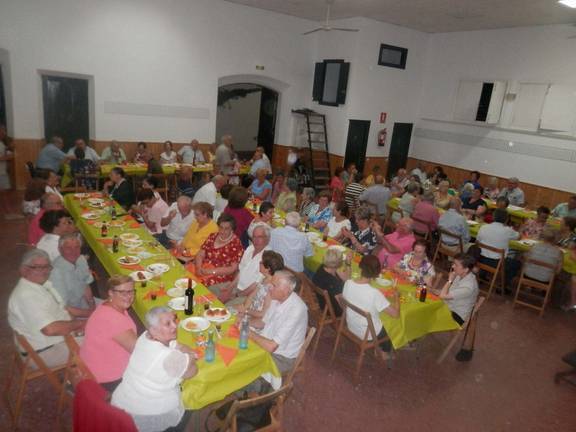 Los mayores de Galaroza viajan al Condado y se van de conviviencia a Navahermosa