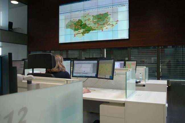 Cuatro heridos por una colisión frontal en Gibraleón