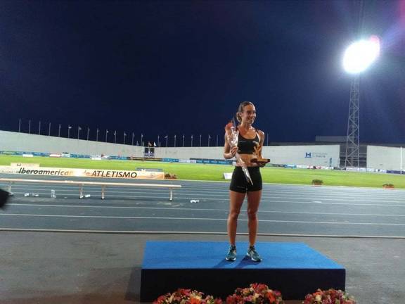 Laura García Caro y dos marcas mundiales del año dan brillo al Meeting Iberoamericano