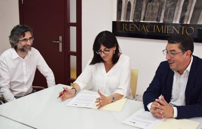 La UHU y Giahsa firman un convenio para desarrollar un proyecto de I+D+I