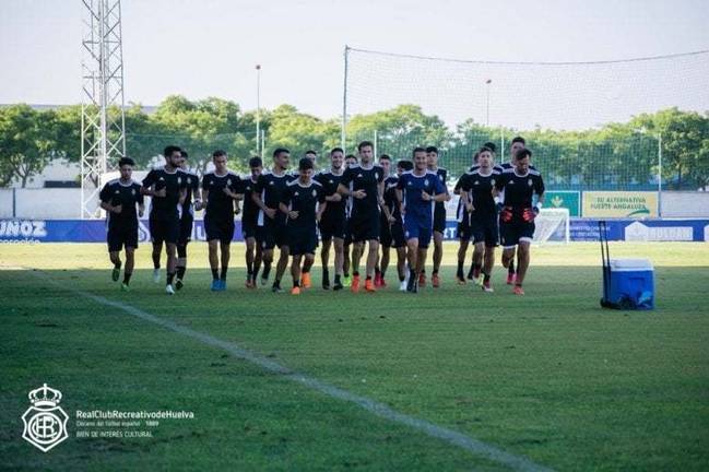 El Recreativo quiere renovar a siete jugadores y rescindir a otros dos
