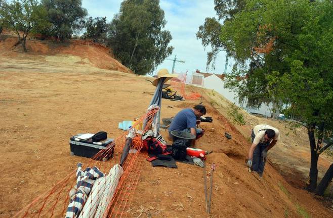 Comienzan los trabajos de geofísica en la intervención arqueológica del Cabezo de La Joya