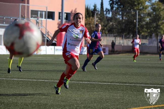 Mireya García continuará en el Santa Teresa de Badajoz