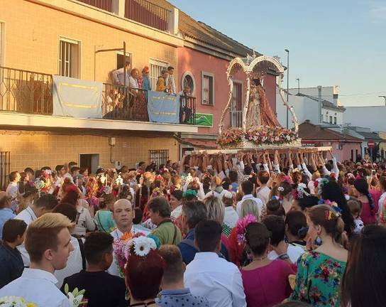Aljaraque se vuelca con su Virgen de los Remedios