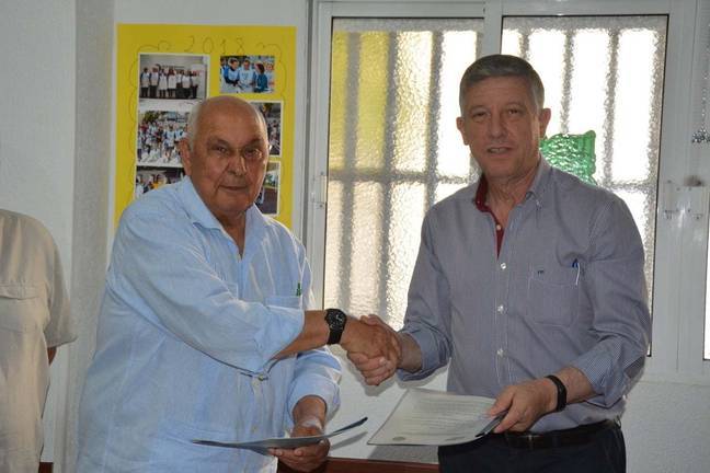 Palos firma un nuevo convenio con Aonujer en su 28 aniversario
